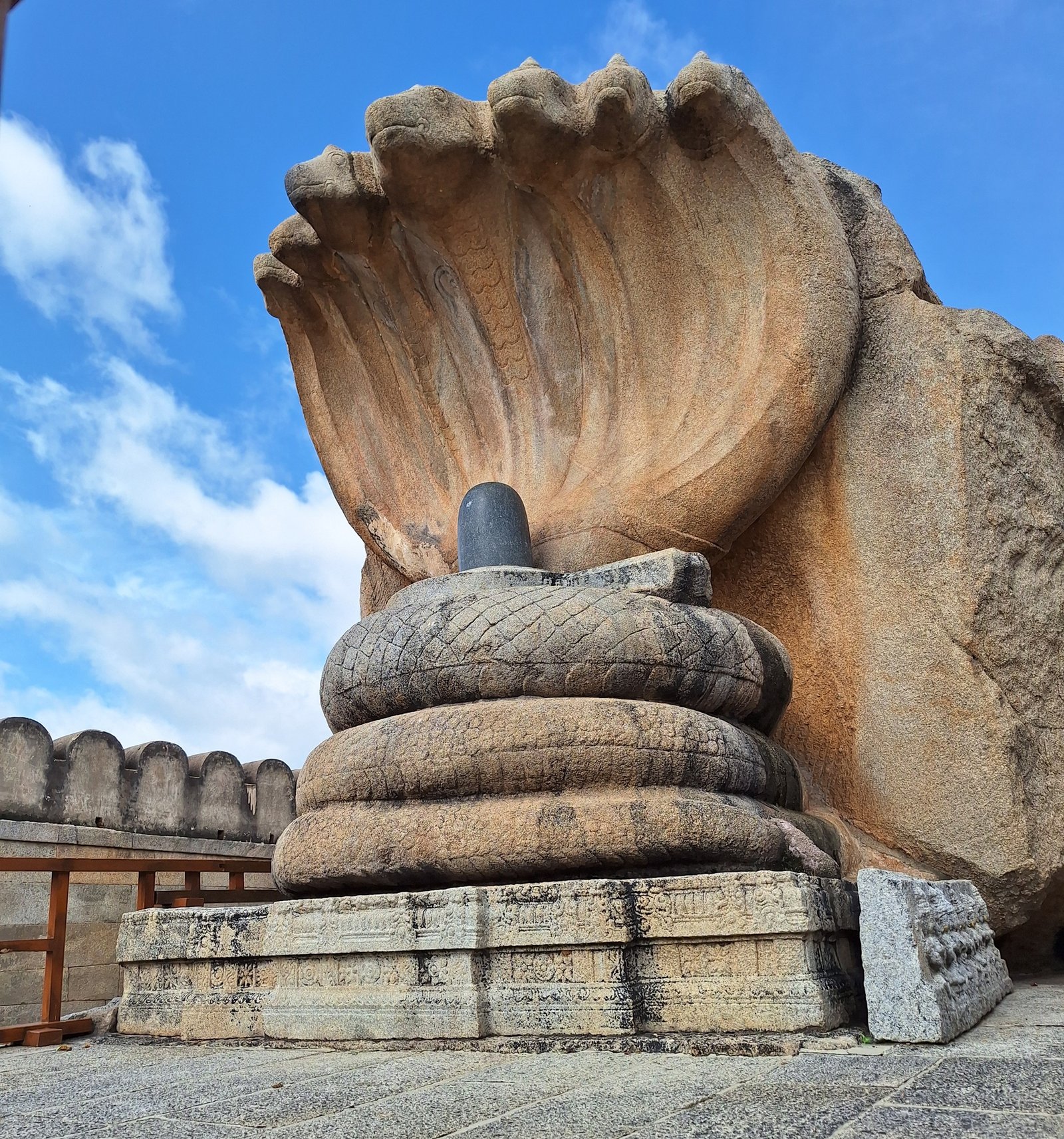 Lepakshi temple 
     (58 km)